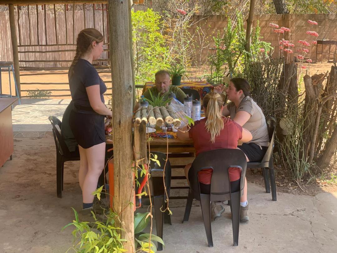 Jungle Breeze Home Stay كاسان المظهر الخارجي الصورة