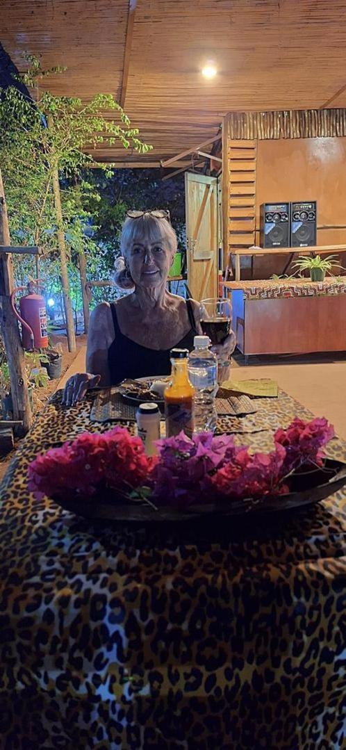 Jungle Breeze Home Stay كاسان المظهر الخارجي الصورة